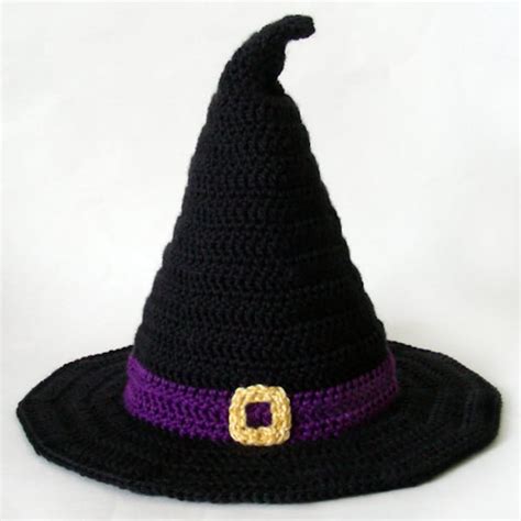 Crochet a witch hat that will make you the envy of all witches